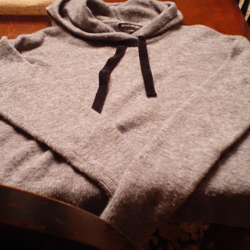Banana republic sweater hoodie